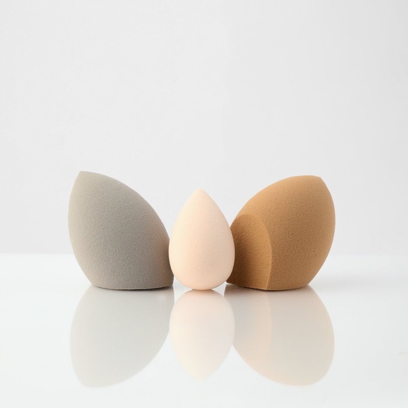 LUXIE COMPLETE SPONGE SET - Picture 2 of 2